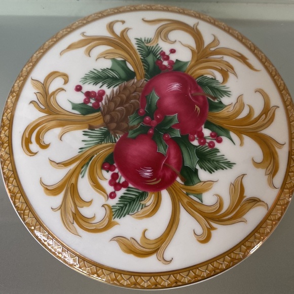 Mikasa Holiday Orchard Lidded Porcelain Trinket Box - Picture 10 of 10